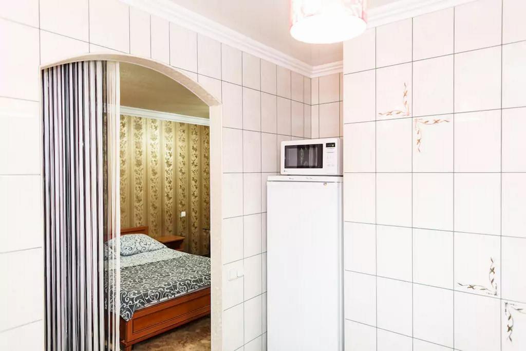 Apartment On Nezalezhnoy Ukrаiny Near Intourist Hotel Zaporizhia エクステリア 写真